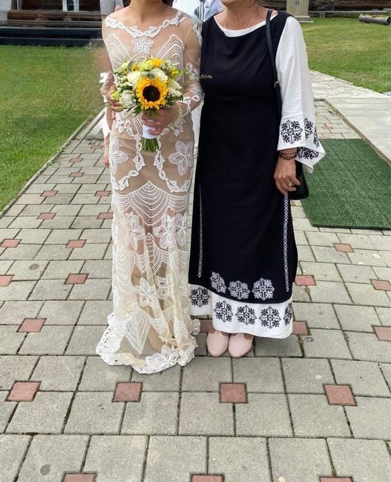 Vând rochie de mireasă tip boho