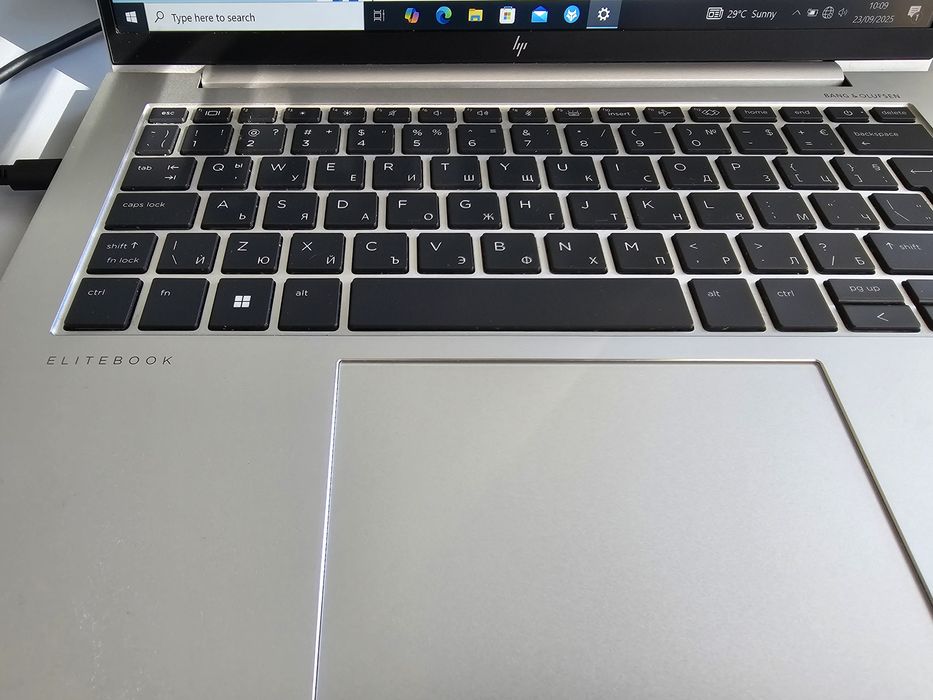 Лаптоп HP EliteBook G9 i7-1255U, 32GB(2x16GB) 14" IPS, 512GB ГАРАНЦИЯ