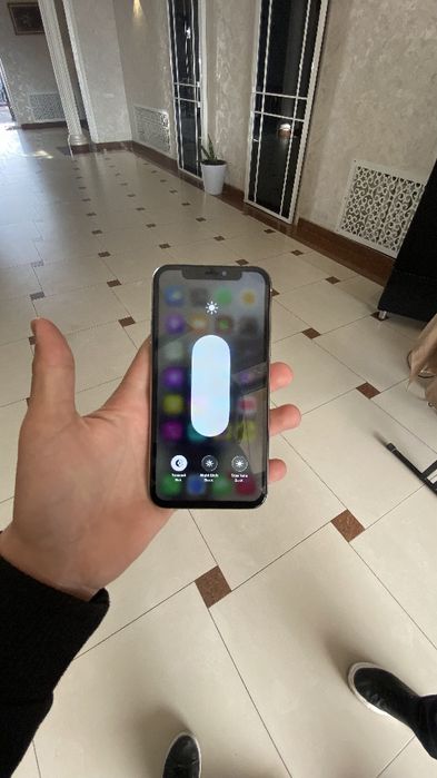 iphone 11  pro idiyal