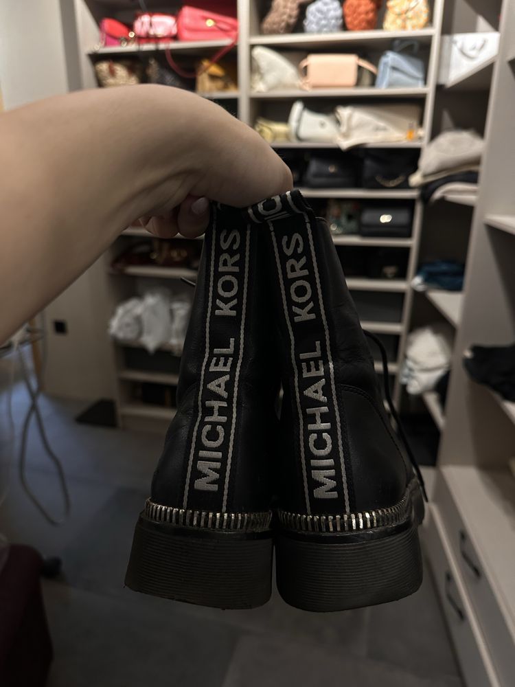 Боти michael kors