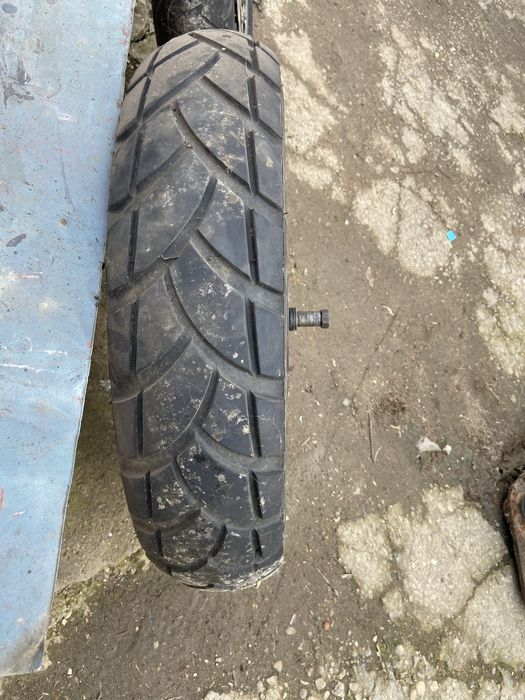 Vînd roți super moto
