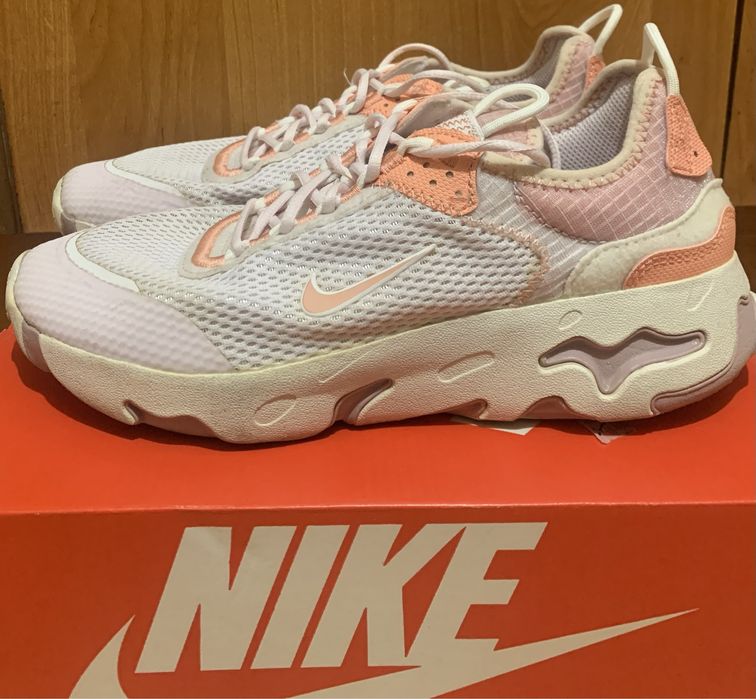 Adidași nike dama marime 38