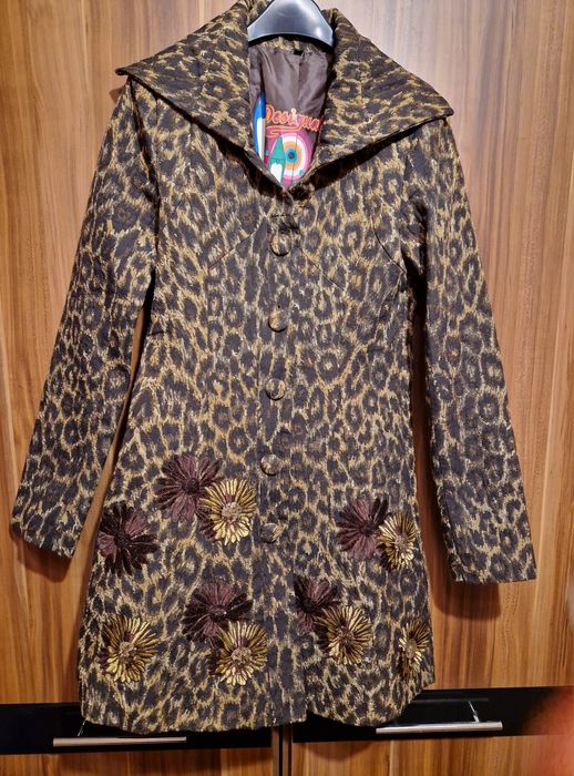 Тренчкот-сако на Desiqual, черно палто Cecilie