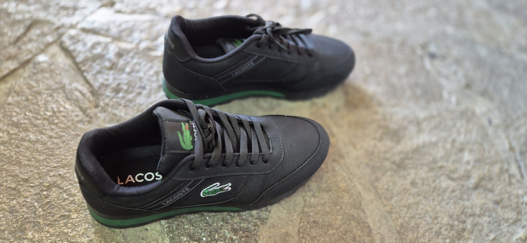 Маратонки Lacoste номер 40