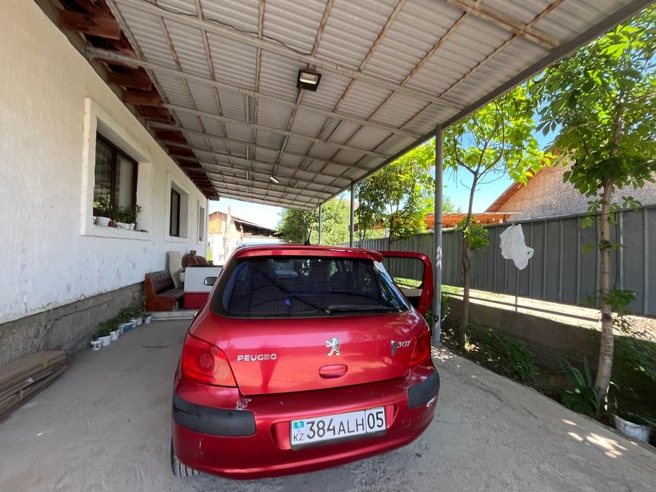 Peugeot 307 2.0 объём