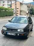 Продавам Golf mk3 1.4 бензин!

Оригинални джанти 13-ки с хубави зимни