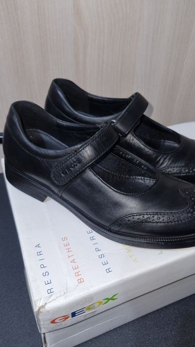 Balerini Geox din piele naturală mărime 35