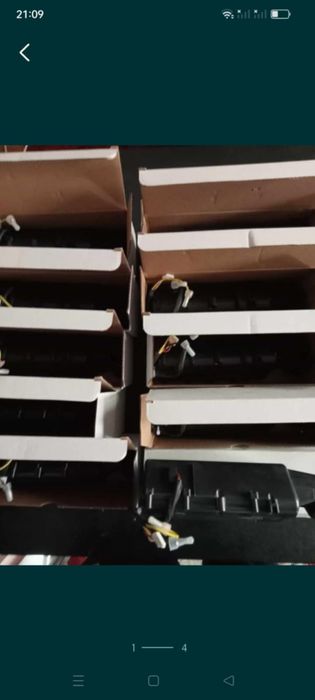 Acumulator baterie de 36 V. Se încarcă cu încărcător de 42 V

Sunt toa