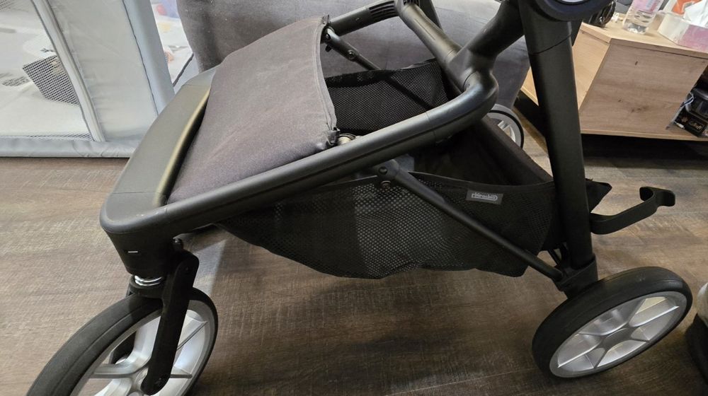 Комбинирана количка Chipolino Linea 3в1