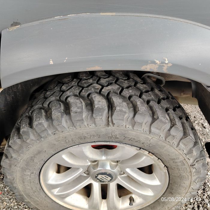 Suzuki vitara XL 7 4X4 dotat ofroad cu toliu și roti de teren!