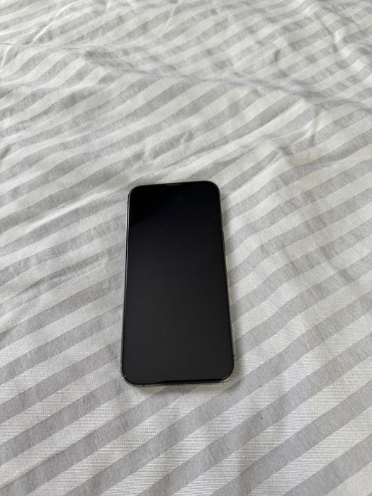 Iphone 13 pro  в идеальном состояний