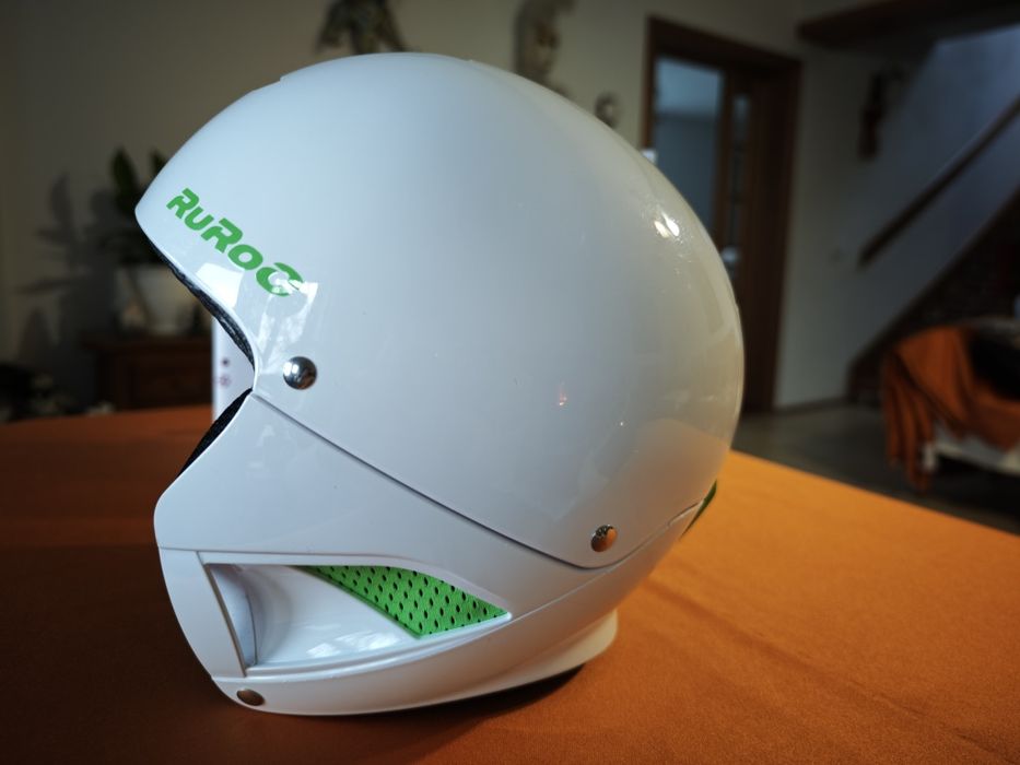 Casca schi Ruroc