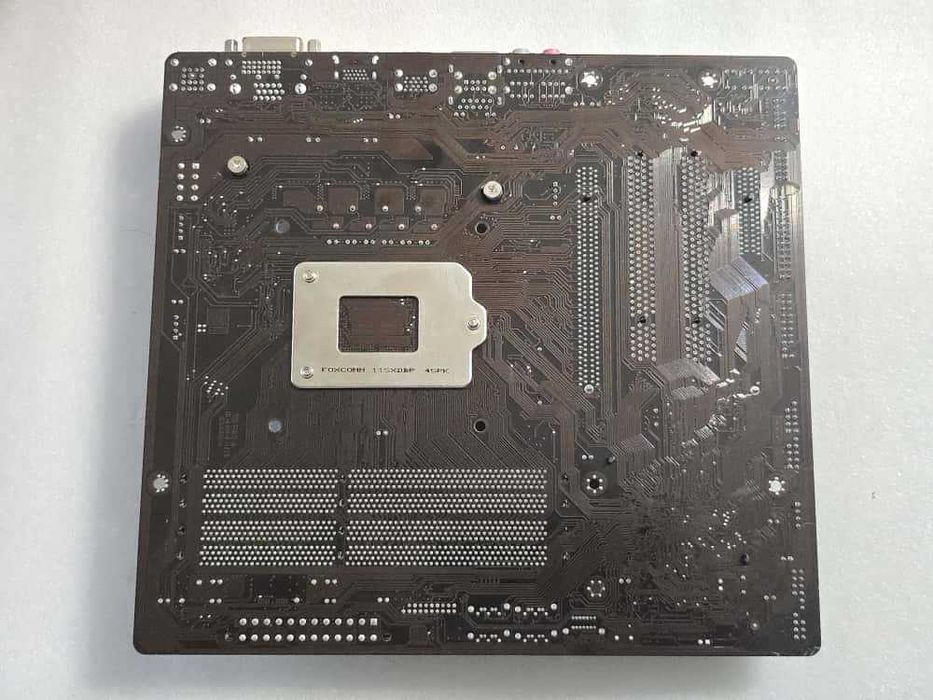 Placa de baza Gigabyte GA-B85M-D3H + procesor I3 4150 + 16GB RAM DDR3