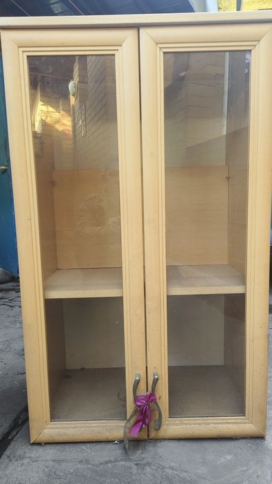 Шкаф б/у в хорошем состоянии