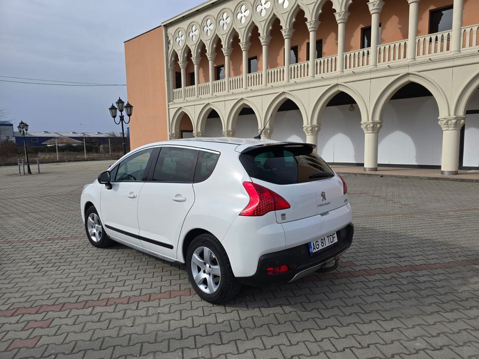 Peugeot 3008 Hybrid4 2.0 HDi 2013 – 200 CP – 4x4 – 240.000 km reali