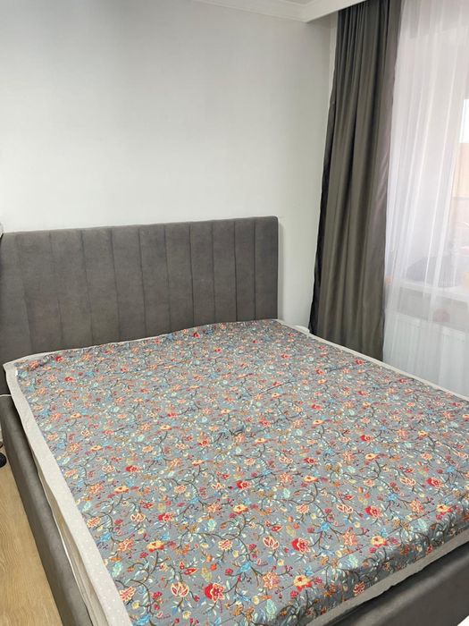 Двухспальный кровать