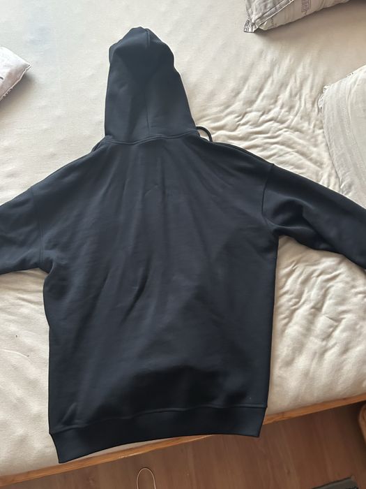 Продавам худи на DSQUARED…