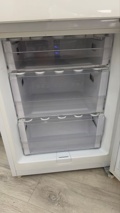 Хладилник Samsung
