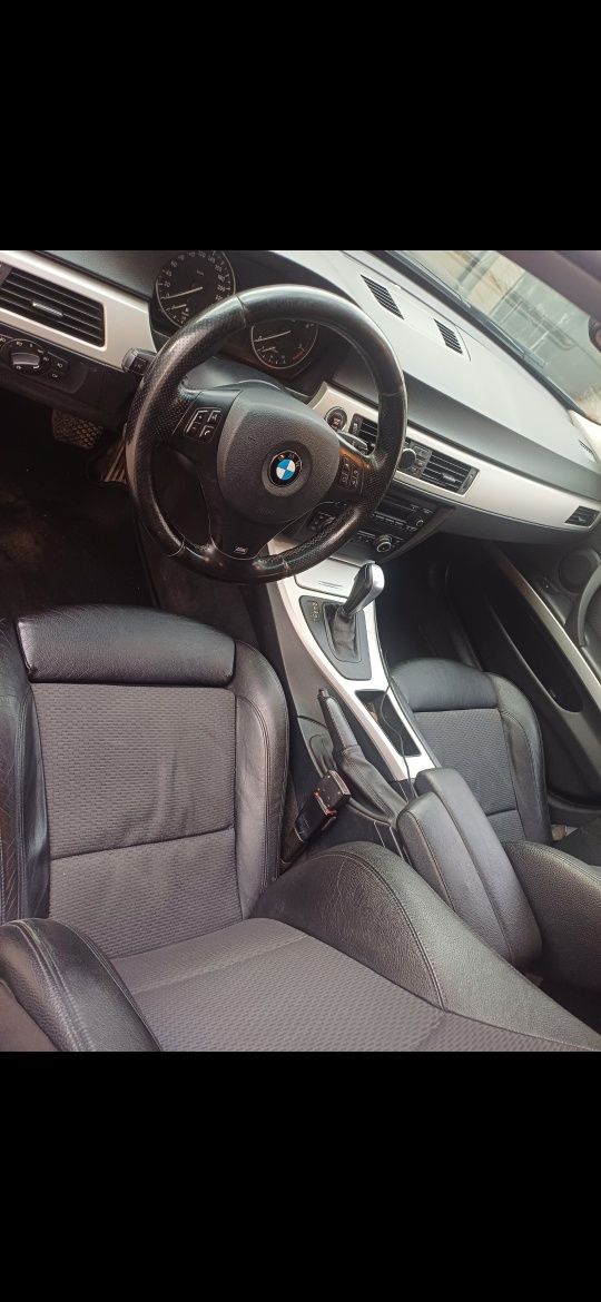 Dezmembrez bmw e90,e91.320d automat.184cp
