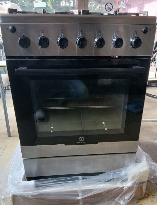 Aragaz ElectroluxEKG61185OX, aprindere electrica,rotisor,grill, 60 cm