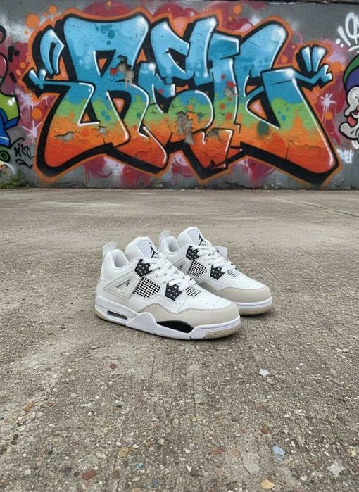 Adidasi Jordan 4 Retro Military Black - Marimi 36-45 - Model Unisex