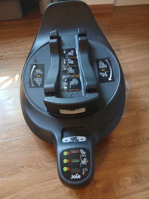 Детско столче за кола Joie (до 13 кг) и Isofix база