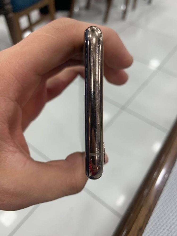 IPhone XS с гарантией