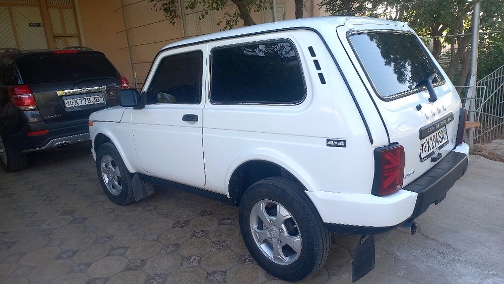 Niva Urban off road.