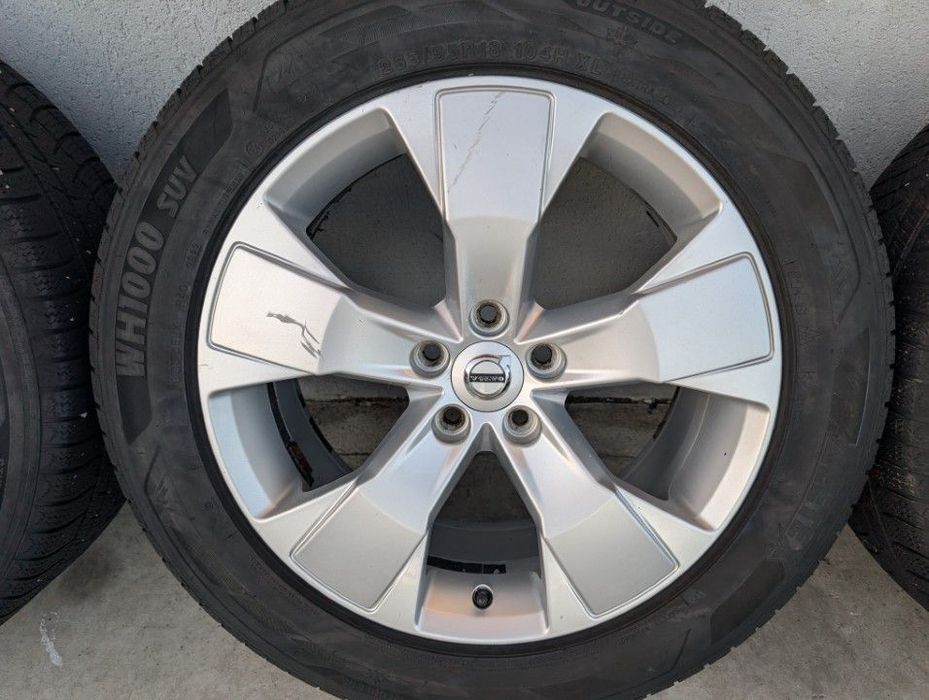 Jante 5 spite 18" Volvo XC40 XC60 S60 V60 CC S90 V90 anvelope 235/55R18 ZEETEX 2022 - 31471553
