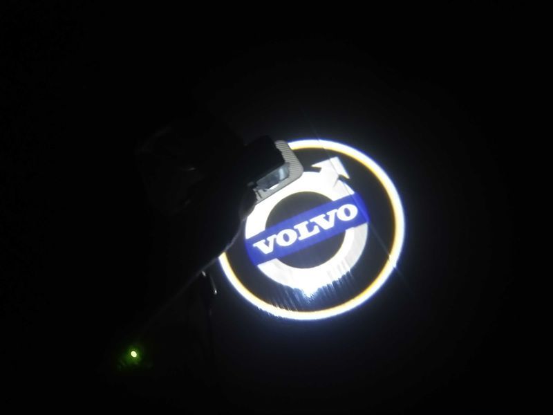 Вольво подсветка дверей с логотипом тюнинг авто LED подарок мужчине