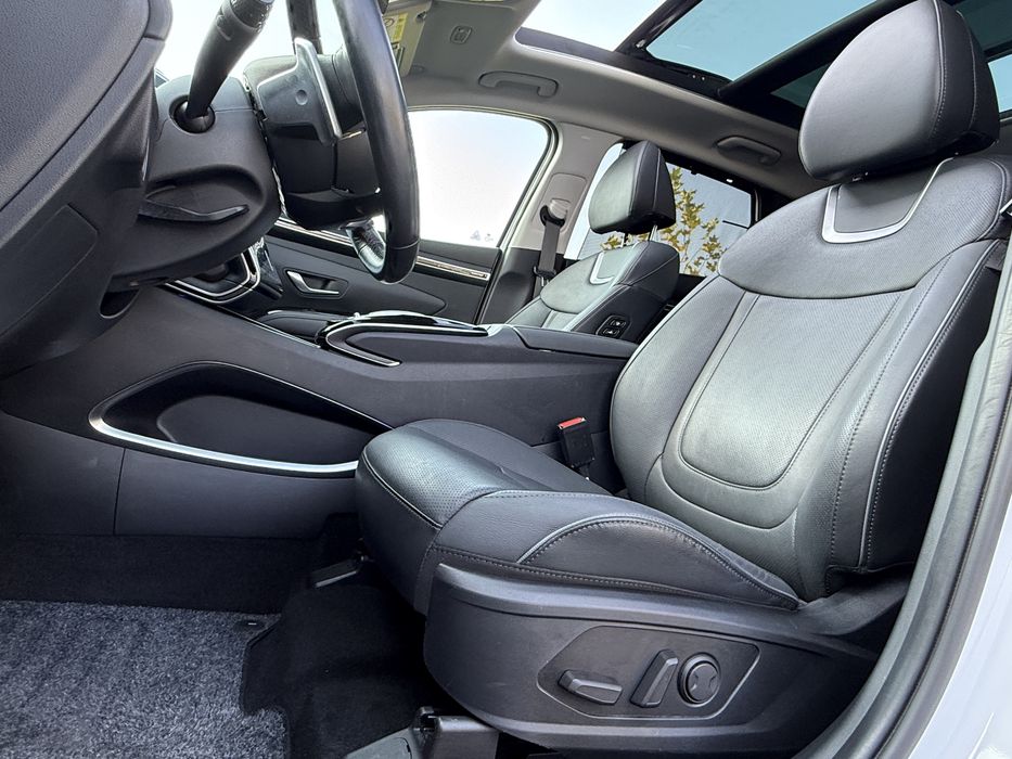 Hyundai Tucson Luxury 4x4 265 Cp Plug in Hybrid Pano Piele Navi Matrix