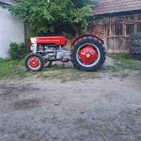 Vând tractor Massey Ferguson 130