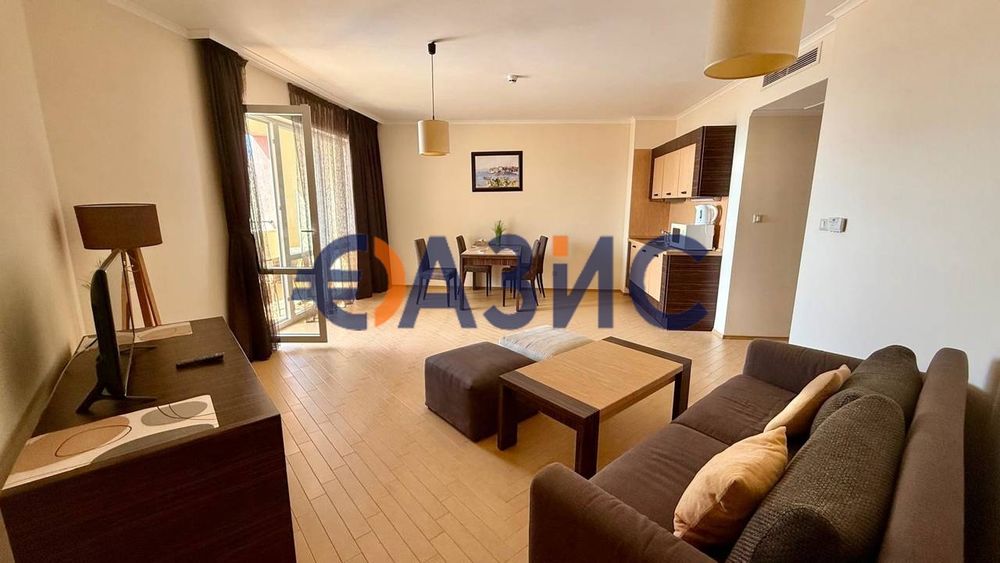 Апартамент с 1 спалня в комплекс Маджестик Бийч, 83 кв. м., Слънчев