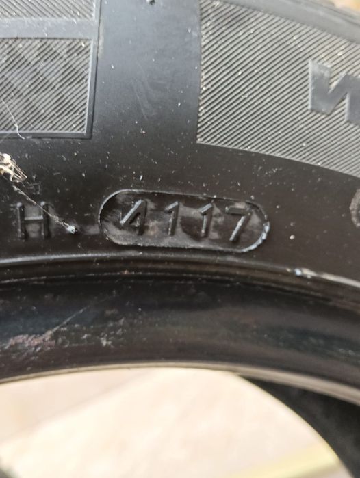 Anvelope iarnă Hankok 185 60 R14 aproape noi