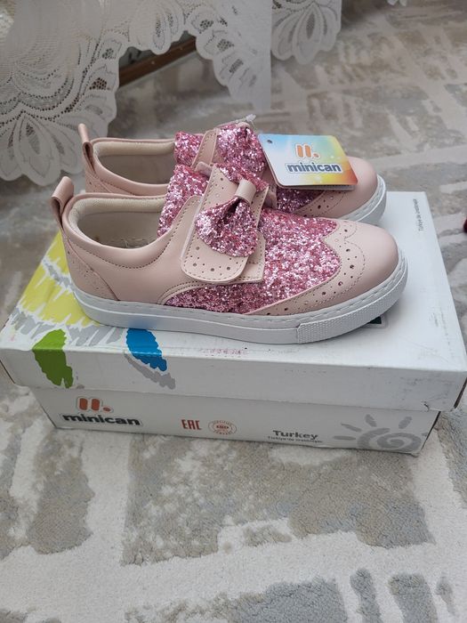 Сатылады қыз балаға