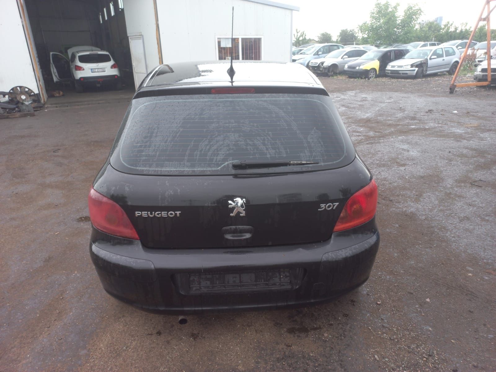 Dezmembrez Peugeot 307 2.0i automat