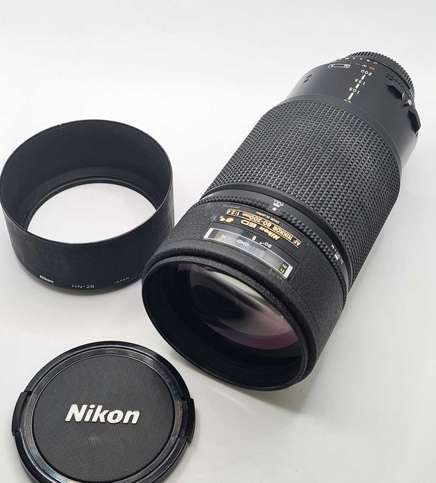 Nikon 80-200mm f2.8 ED