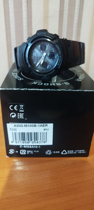 Casio g-shock AWG-M100B