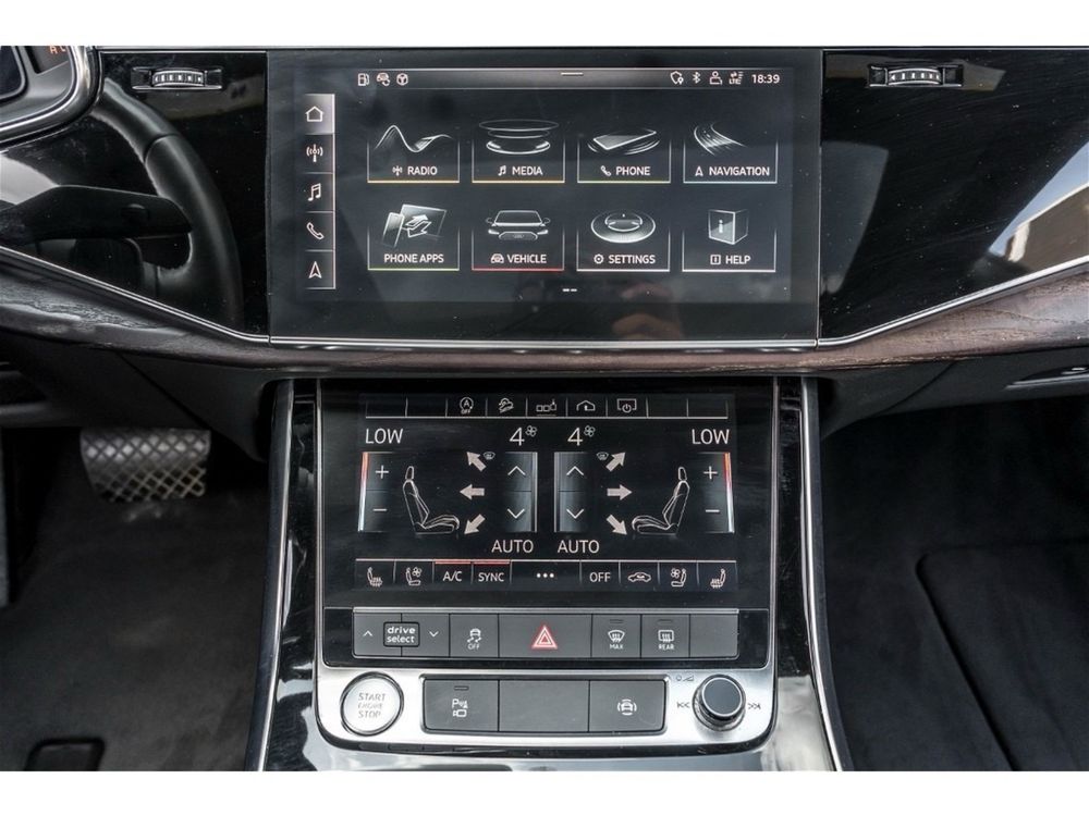 AUDI Q8 S-LINE нов внос