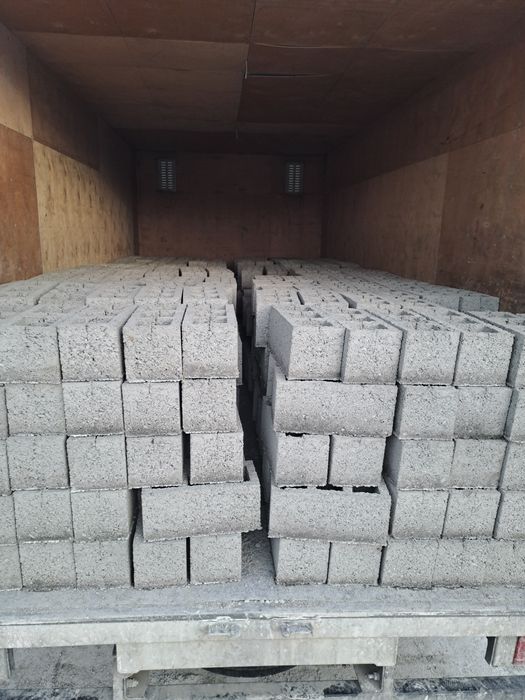 Jomboy shlaka blok. Dastafka mavjud