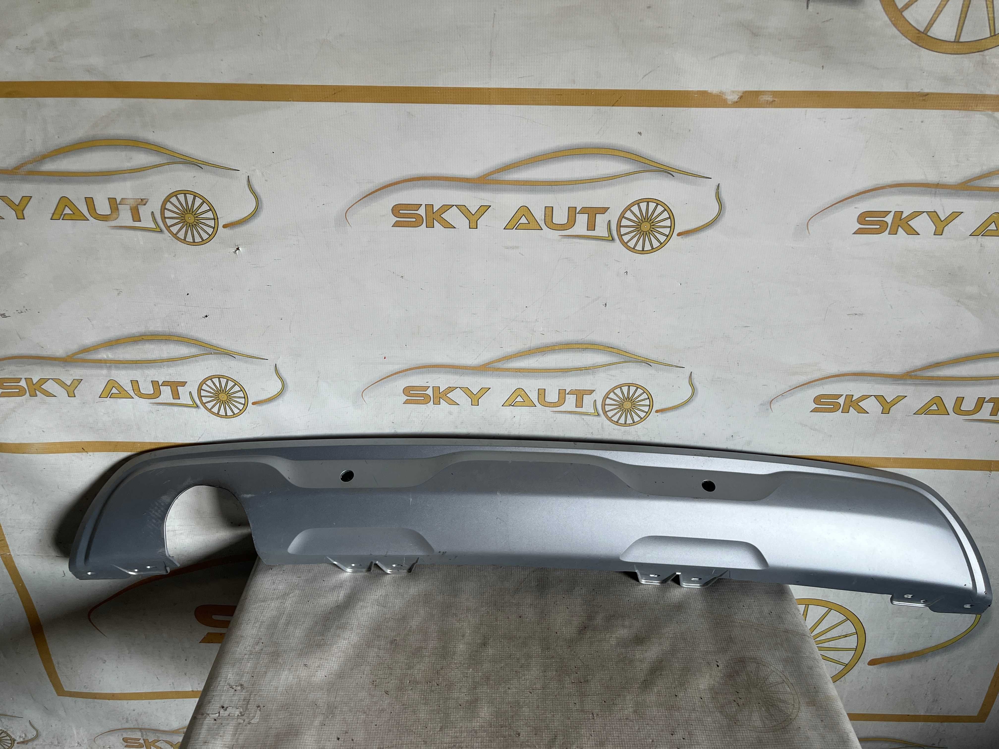 Spoiler inferior bara spate cu senzori Renault Captur 2 cod 850707814R