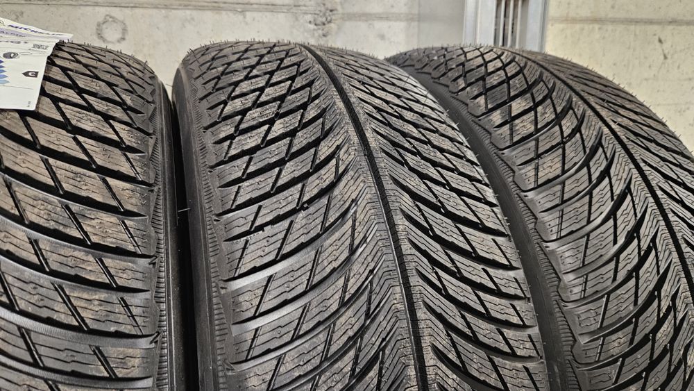 Гуми Michelin Pilot Alpin 5 SUV 245/50 R19 105V XL