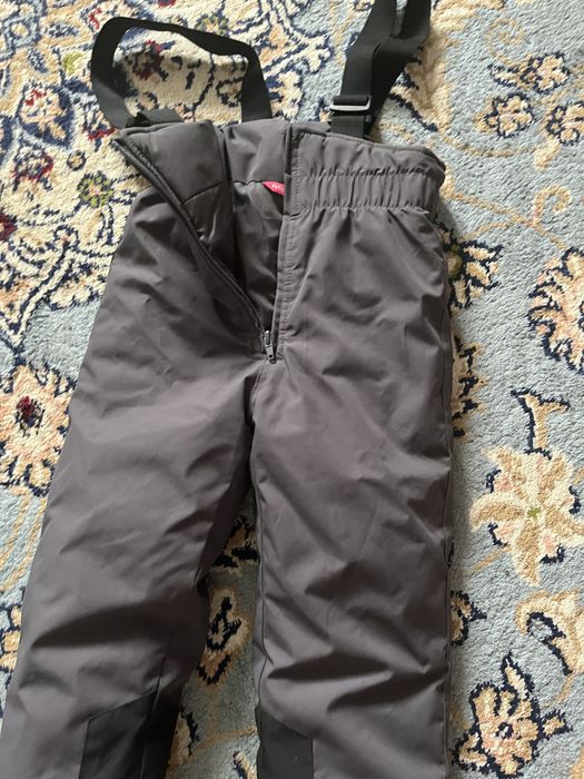 Продам новый комбинезон  на 4-5 лет смотрч на рост