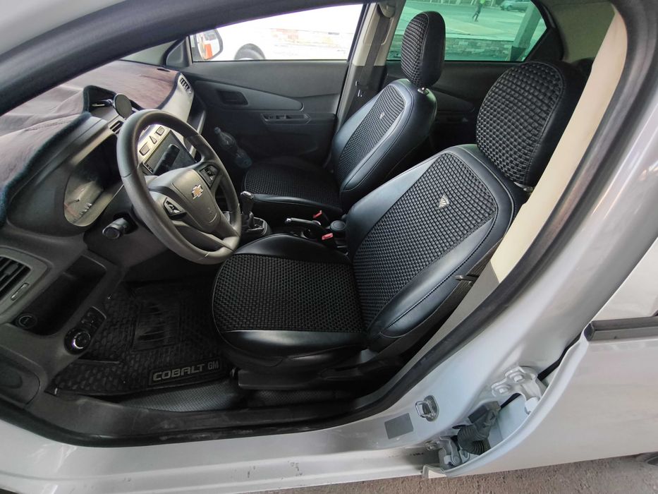 Avtomobil Cobalt 2019, metan, mexanika