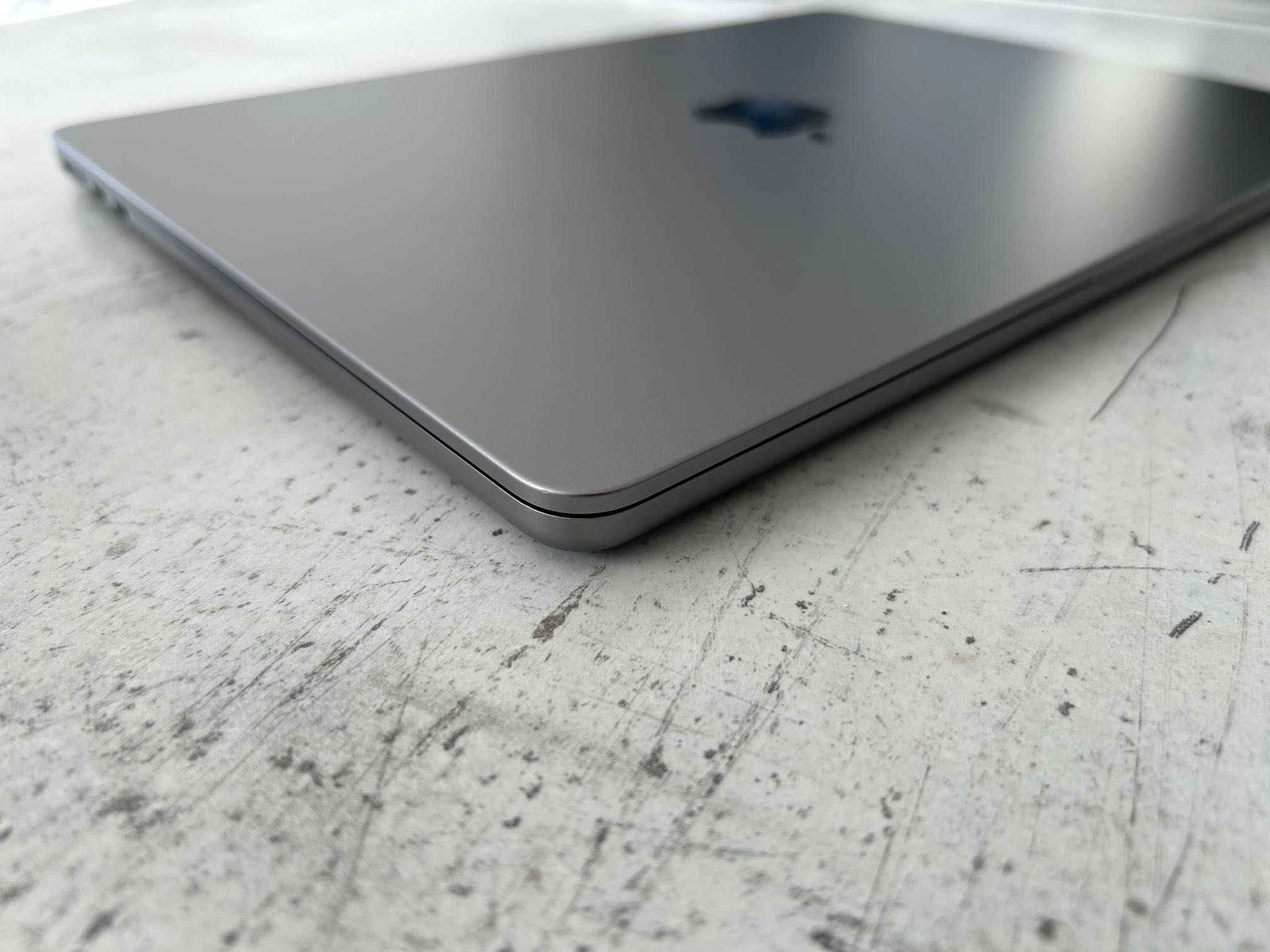 MacBook Air 13" M3 Chip 8-CPU, 10-GPU, 16RAM, 512 SSD,ГАРАНЦИЯ 12.2025