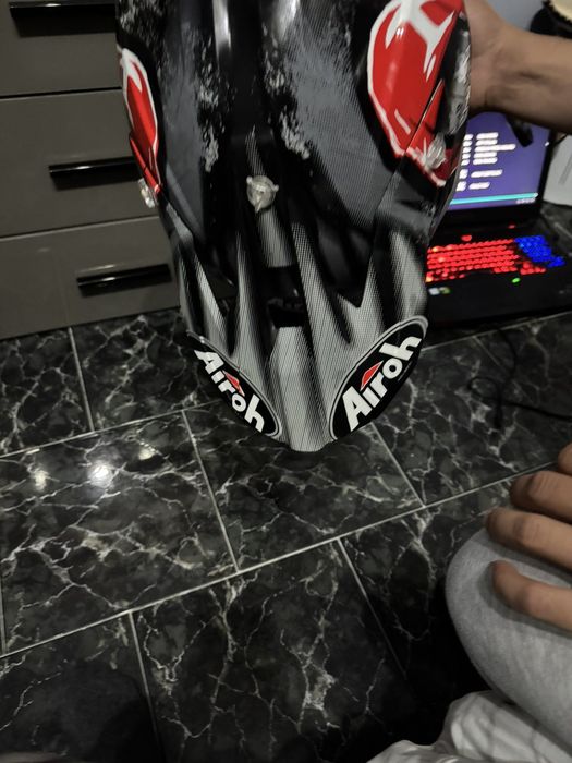 кросова каска airoh