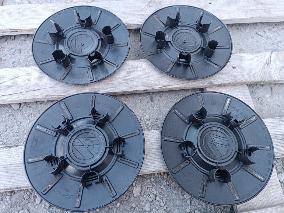 Оригинални тасове VW