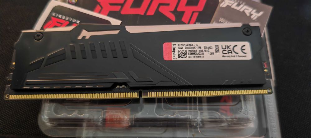 Модуль памяти ОЗУ / Operativ xotira moduli: Kingston FURY 16 GB DDR5