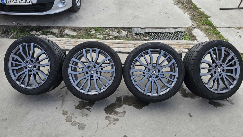 Jante Aliaj BMW  18  + Cauciucuri vara 235/45/18