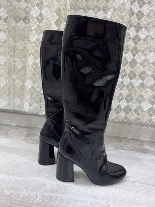 Лаковые сапоги размер 39